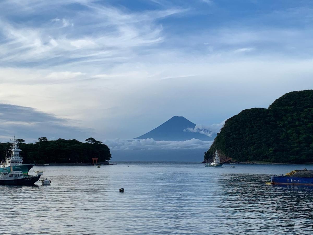 Uminca ウミンカ Villa Numazu Buitenkant foto