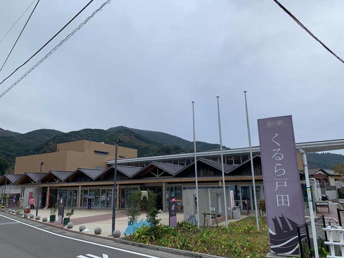 Uminca ウミンカ Villa Numazu Buitenkant foto