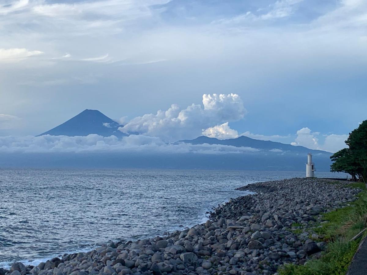 Uminca ウミンカ Villa Numazu Buitenkant foto